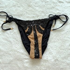NEW!!! Beach Bunny Ariel women bikini bottom size L Retail 155$